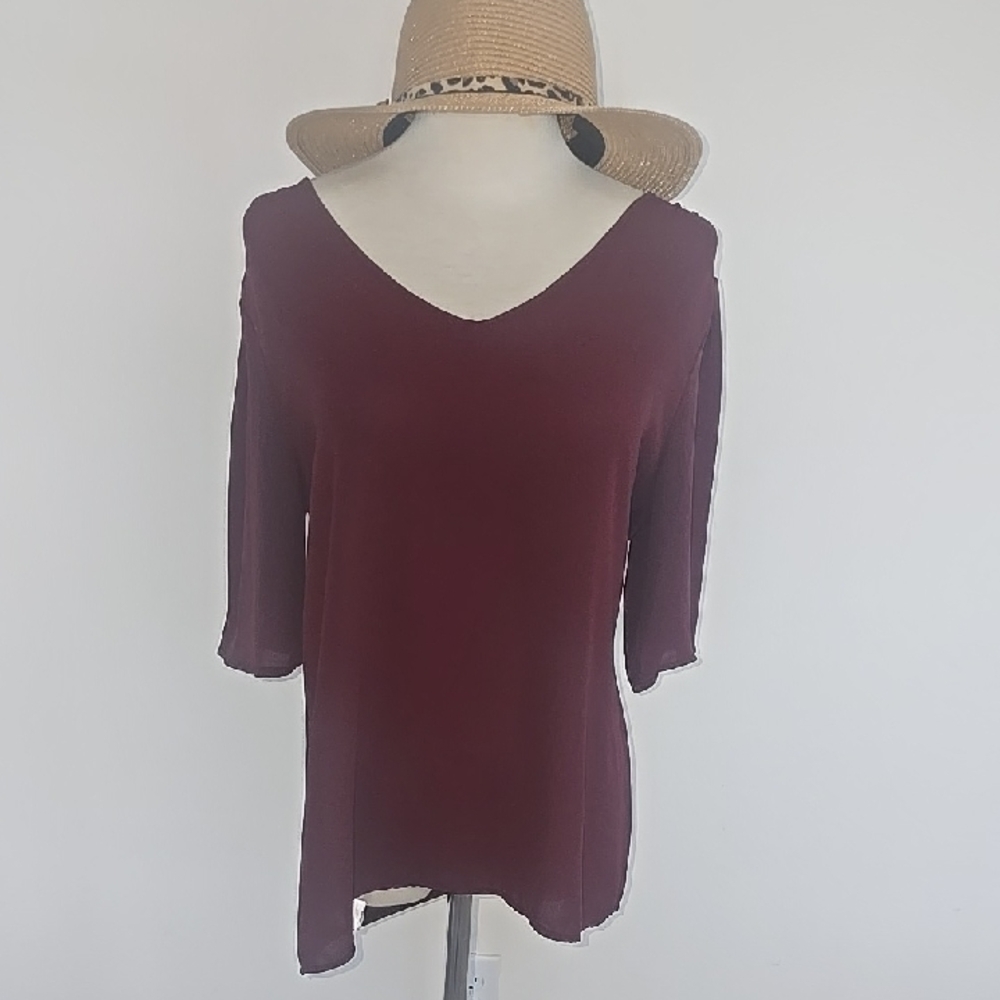 Women's Burgundy V-Neck Top